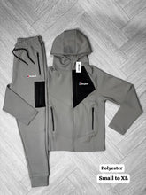 Load image into Gallery viewer, Tracksuit men