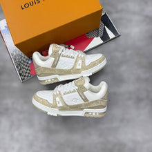 Load image into Gallery viewer, Shoes