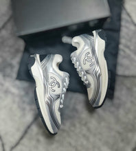 Load image into Gallery viewer, Shoes women