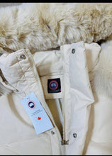 Load image into Gallery viewer, Jacket women