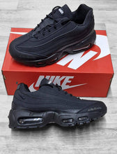 Load image into Gallery viewer, Shoes