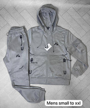 Load image into Gallery viewer, Tracksuit