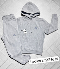 Load image into Gallery viewer, Tracksuit women