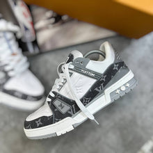 Load image into Gallery viewer, Shoes