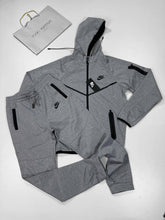 Load image into Gallery viewer, Tracksuit