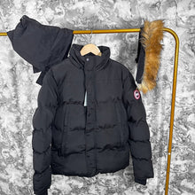 Load image into Gallery viewer, Jacket