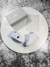 Load image into Gallery viewer, Shoes