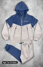 Load image into Gallery viewer, Tracksuit