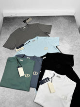 Load image into Gallery viewer, Tshirt