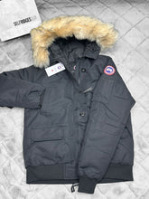 Load image into Gallery viewer, Jacket women