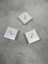 Load image into Gallery viewer, Earphone