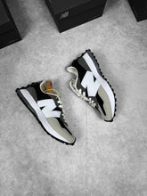 Load image into Gallery viewer, Shoes women