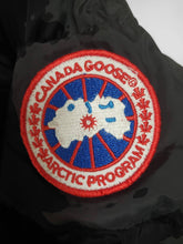 Load image into Gallery viewer, Jacket women