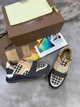 Load image into Gallery viewer, Shoes