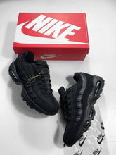 Load image into Gallery viewer, Shoes men
