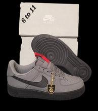 Load image into Gallery viewer, Shoes men