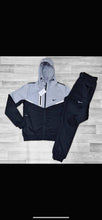 Load image into Gallery viewer, Tracksuit men