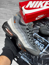 Load image into Gallery viewer, Shoes
