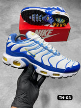 Load image into Gallery viewer, Shoes