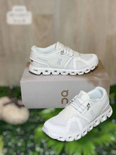 Load image into Gallery viewer, Shoes
