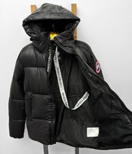 Load image into Gallery viewer, Jacket