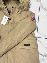 Load image into Gallery viewer, Jacket