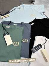 Load image into Gallery viewer, Tshirt