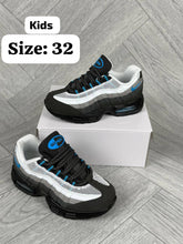 Load image into Gallery viewer, Shoes