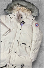 Load image into Gallery viewer, Jacket