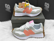 Load image into Gallery viewer, Shoes