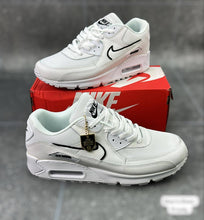Load image into Gallery viewer, Shoes