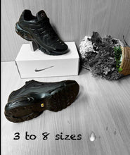 Load image into Gallery viewer, Shoes