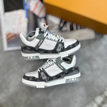 Load image into Gallery viewer, Shoes