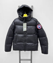 Load image into Gallery viewer, Jacket