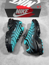 Load image into Gallery viewer, Shoes