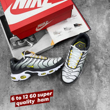 Load image into Gallery viewer, Shoes