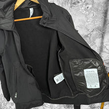 Load image into Gallery viewer, Jacket