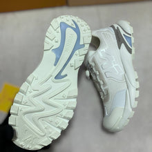 Load image into Gallery viewer, Shoes