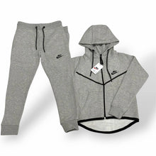 Load image into Gallery viewer, Tracksuit boy