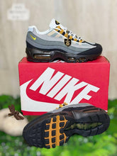 Load image into Gallery viewer, Shoes men