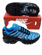 Load image into Gallery viewer, Shoes