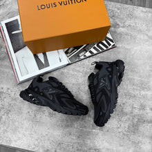 Load image into Gallery viewer, Shoes