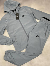 Load image into Gallery viewer, Tracksuit men