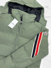 Load image into Gallery viewer, Jacket