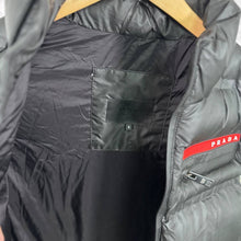 Load image into Gallery viewer, Jacket