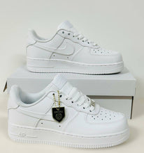 Load image into Gallery viewer, Shoes