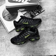 Load image into Gallery viewer, Shoes