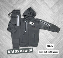 Load image into Gallery viewer, Tracksuit boy