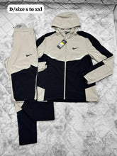 Load image into Gallery viewer, Tracksuit men