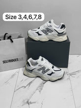 Load image into Gallery viewer, Shoes